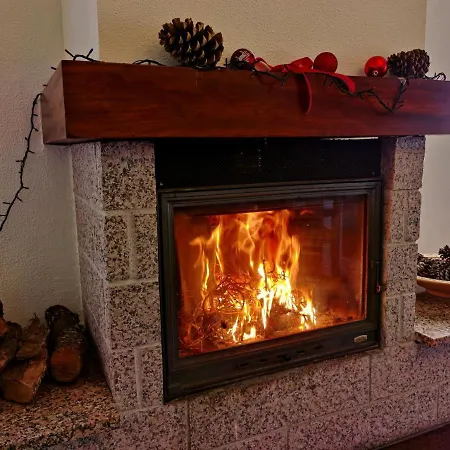 Old Cork Tree Villa Homestay Setubal